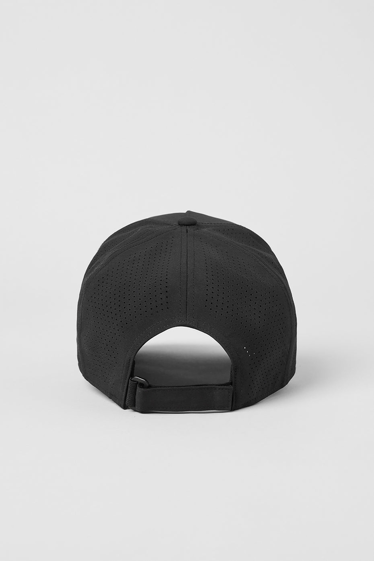 Buy Performance District Trucker Hat online | Alo Yoga UAE