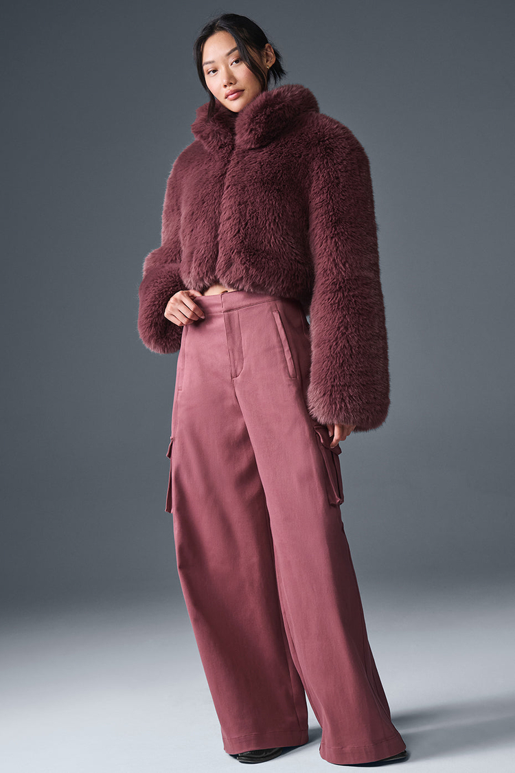 Alo cozy up faux fur crop jacket hotsell
